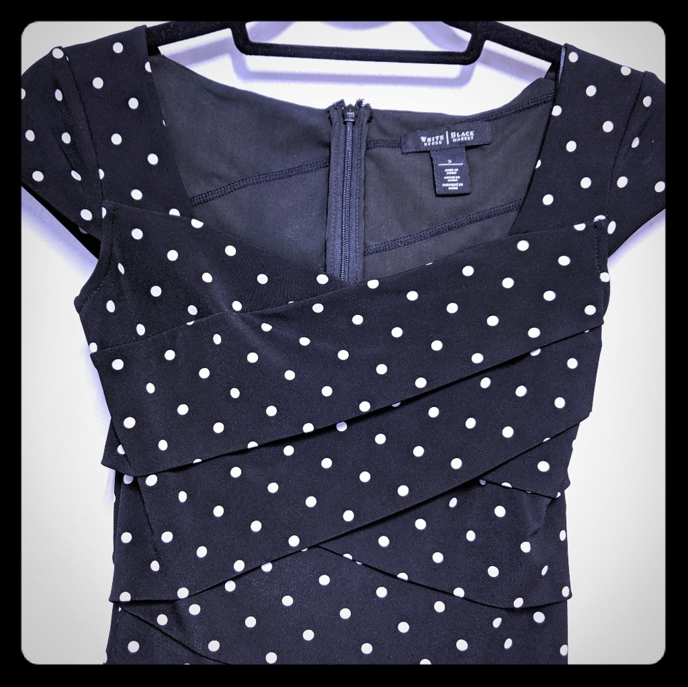 White House | Black Market Form-Fitting Dress